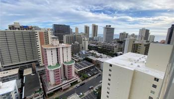 445 Seaside Ave Honolulu - Rental - photo 3 of 21 445 Seaside Ave Honolulu - Rental - photo 3 of 21