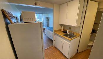 445 Seaside Ave Honolulu - Rental - photo 5 of 21
