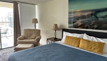 Island Colony condo # 2815, Honolulu, Hawaii - photo 4 of 21