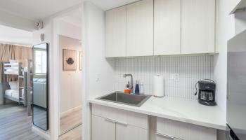 Island Colony condo # 720, Honolulu, Hawaii - photo 5 of 12