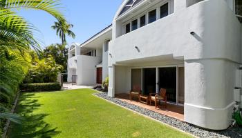 4450  Kolohala Street Kahala Area, Diamond Head home - photo 3 of 20