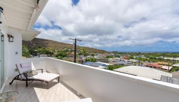 4470  Wahinekoa Pl Waialae Nui Rdge, Diamond Head home - photo 5 of 25