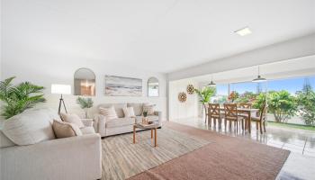 45-020  Malulani Street Kokokahi, Kaneohe home - photo 4 of 25