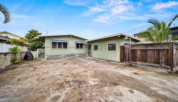 453  Ulupaina Street Coconut Grove, Kailua home - photo 4 of 21