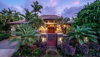 4533 Aukai Ave Kahala Area, Diamond Head home - photo 2 of 25 4533 Aukai Ave Kahala Area, Diamond Head home - photo 2 of 25