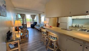 Regency Ala Wai condo # 701, Honolulu, Hawaii - photo 4 of 25