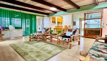 45-464  Nakuluai Street Pikoiloa, Kaneohe home - photo 4 of 7