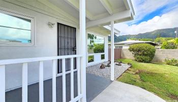 45-524  Kolokio Street Kapuna Hala, Kaneohe home - photo 6 of 25