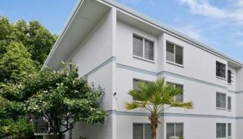 Na Pali Gardens condo # E6, Kaneohe, Hawaii - photo 1 of 10 Na Pali Gardens condo # E6, Kaneohe, Hawaii - photo 1 of 10