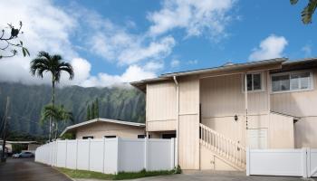 NA condo # A, Kaneohe, Hawaii - photo 2 of 21