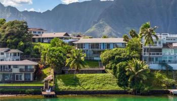 46-161  Nahiku Place Alii Shores, Kaneohe home - photo 2 of 25