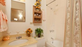 Mountain View Terrace condo # A411, Kaneohe, Hawaii - photo 5 of 10
