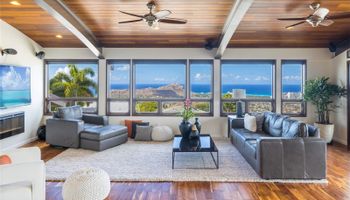 4658 Sierra Drive Maunalani Heights, Diamond Head home - photo 1 of 25 4658 Sierra Drive Maunalani Heights, Diamond Head home - photo 1 of 25