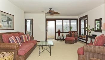 467 Aulima Loop Enchanted Lake, Kailua home - photo 3 of 24 467 Aulima Loop Enchanted Lake, Kailua home - photo 3 of 24