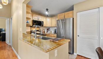 Crosspointe condo # 11W, Honolulu, Hawaii - photo 5 of 20