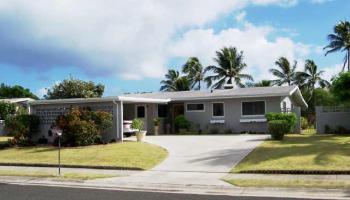 469 Iana St Enchanted Lake, Kailua home - photo 1 of 6 469 Iana St Enchanted Lake, Kailua home - photo 1 of 6