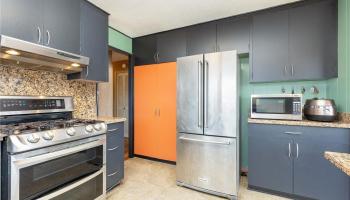 4692  Likini Street Salt Lake, Honolulu home - photo 5 of 21