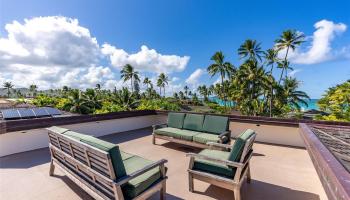 47  Kaapuni Drive Beachside, Kailua home - photo 4 of 25