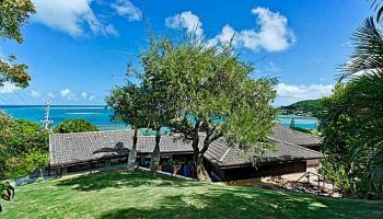 47-381 Mawaena St Lulani Ocean, Kaneohe home - photo 3 of 12 47-381 Mawaena St Lulani Ocean, Kaneohe home - photo 3 of 12
