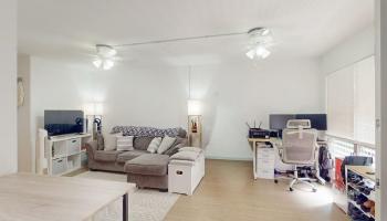 Kahaluu Gardens condo # A202, Kaneohe, Hawaii - photo 2 of 14