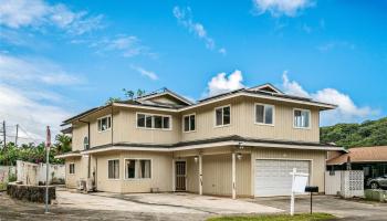 47-422 Hui Aukuu Place Club View Estate, Kaneohe home - photo 1 of 20 47-422 Hui Aukuu Place Club View Estate, Kaneohe home - photo 1 of 20