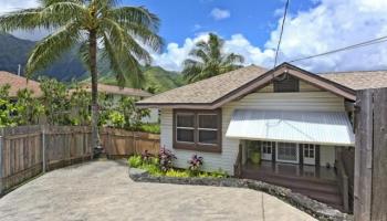 47-499 Ahuimanu Rd Ahuimanu Area, Kaneohe home - photo 1 of 19 47-499 Ahuimanu Rd Ahuimanu Area, Kaneohe home - photo 1 of 19