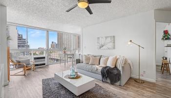 Atkinson Plaza condo # 1006, Honolulu, Hawaii - photo 1 of 21