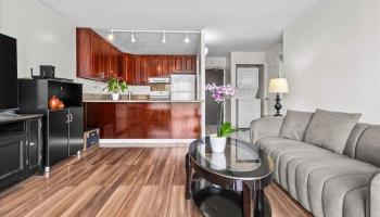 Atkinson Plaza condo # 1101, Honolulu, Hawaii - photo 4 of 25