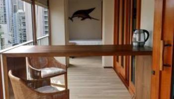 Atkinson Plaza condo # 1107, Honolulu, Hawaii - photo 4 of 13