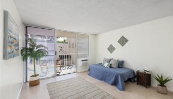 Atkinson Plaza condo # 709, Honolulu, Hawaii - photo 3 of 24