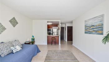 Atkinson Plaza condo # 709, Honolulu, Hawaii - photo 4 of 24