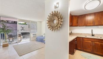 Atkinson Plaza condo # 709, Honolulu, Hawaii - photo 6 of 24