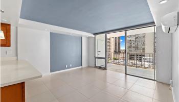 Atkinson Plaza condo # 802, Honolulu, Hawaii - photo 1 of 24