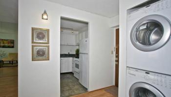 Atkinson Plaza condo #908, Honolulu, Hawaii - photo 4 of 25