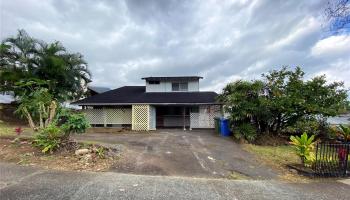 47-505 Hui Iwa Street Club View Estate, Kaneohe home - photo 1 of 12 47-505 Hui Iwa Street Club View Estate, Kaneohe home - photo 1 of 12