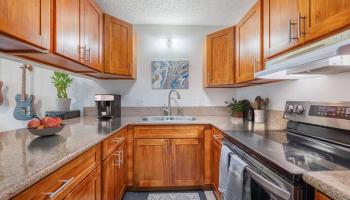 47-541  Alawiki Street Woodridge, Kaneohe home - photo 4 of 24