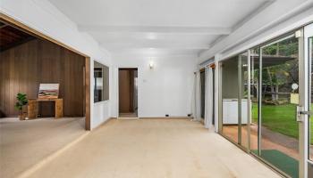 4758  Likini Street Salt Lake, Honolulu home - photo 5 of 25