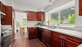 47-669  Nukupuu Street Ahuimanu Hills, Kaneohe home - photo 6 of 25