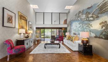 4781  Aukai Ave Kahala Area, Diamond Head home - photo 2 of 24