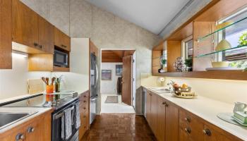 4781  Aukai Ave Kahala Area, Diamond Head home - photo 6 of 24