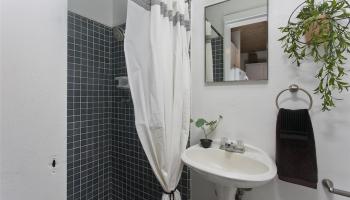 Tropic Gardens 1 condo # 2, Honolulu, Hawaii - photo 6 of 11