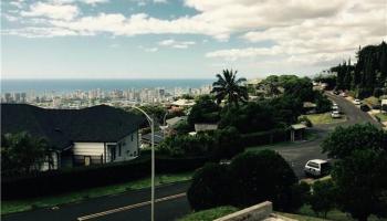 4910 Maunalani Circle Honolulu - Rental - photo 3 of 9