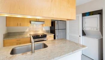 493 Mananai Pl Honolulu - Rental - photo 5 of 16