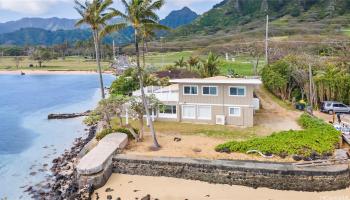 49-545  Kamehameha Hwy Kualoa Beach, Kaneohe home - photo 4 of 25