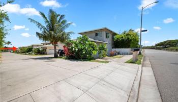 499  Kealahou Street Kalama Valley, Hawaii Kai home - photo 3 of 25