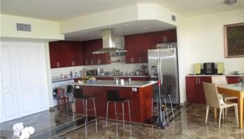 kahala beach condo # 422, Honolulu, Hawaii - photo 2 of 10 kahala beach condo # 422, Honolulu, Hawaii - photo 2 of 10