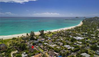 50 Kamani Kai Place Beachside, Kailua home - photo 2 of 25 50 Kamani Kai Place Beachside, Kailua home - photo 2 of 25