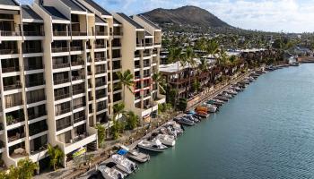 Esplanade condo # 13B, Honolulu, Hawaii - photo 3 of 17