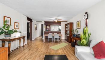 Esplanade condo # 26L, Honolulu, Hawaii - photo 4 of 24