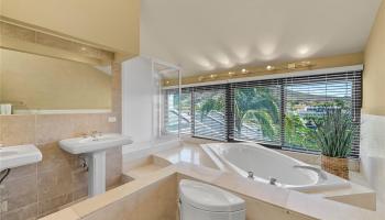 Esplanade condo # 28K, Honolulu, Hawaii - photo 6 of 24